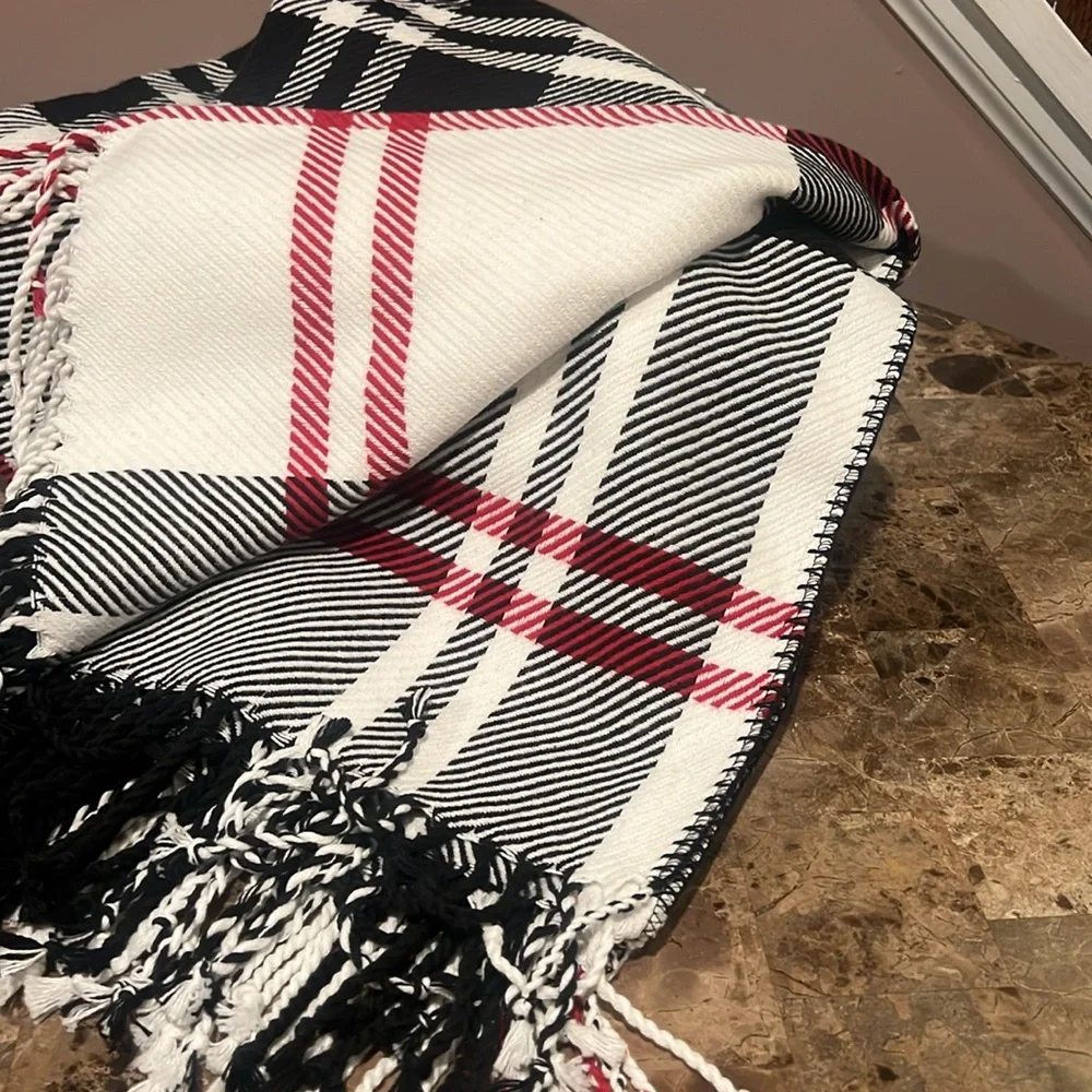 Williams Sonoma Home Plaid Throw